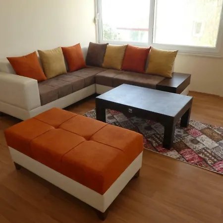 Villa 4+1 Mustakil Havuzlu *