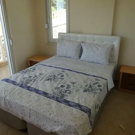 Villa 4+1 Mustakil Havuzlu Alanya