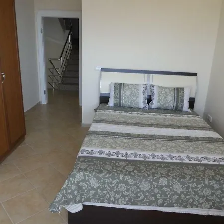 4+1 Mustakil Havuzlu Villa Alanya